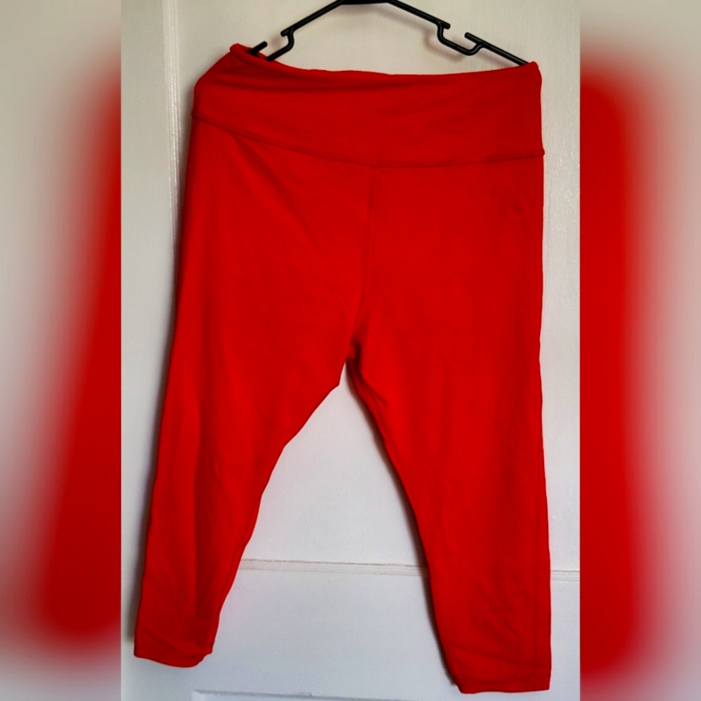PELOTON Red Sport Leggings